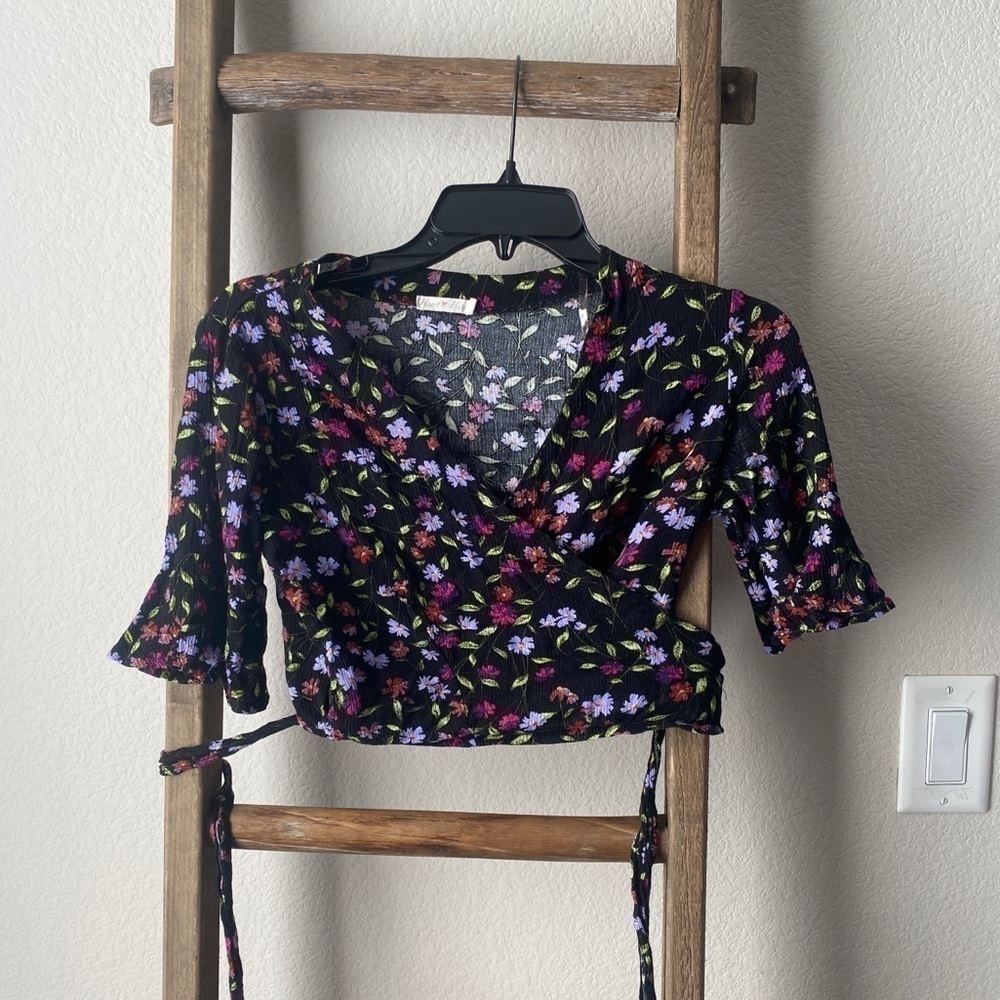 Floral wrap shirt - size small